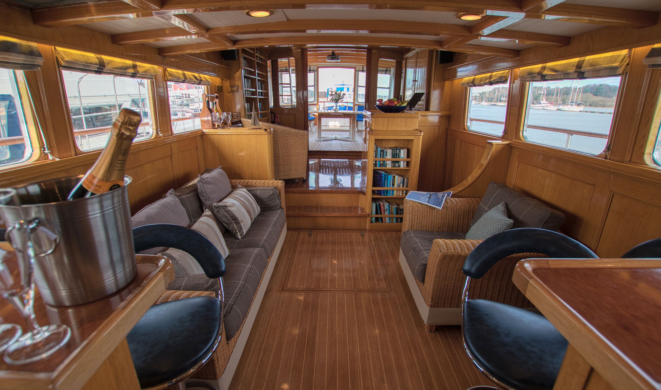 Boat image 9