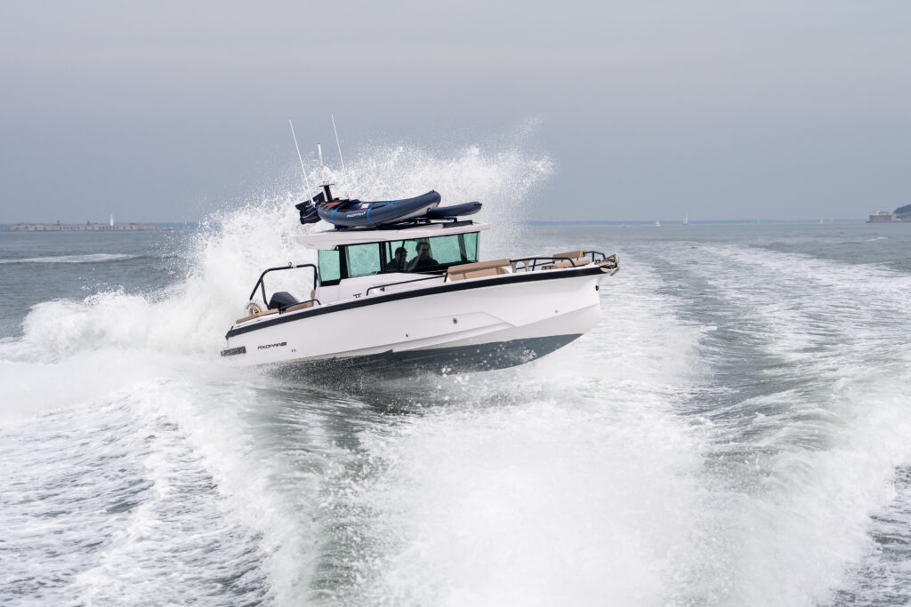 Boat image 3