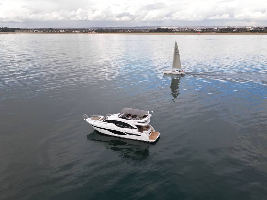Boat image 3