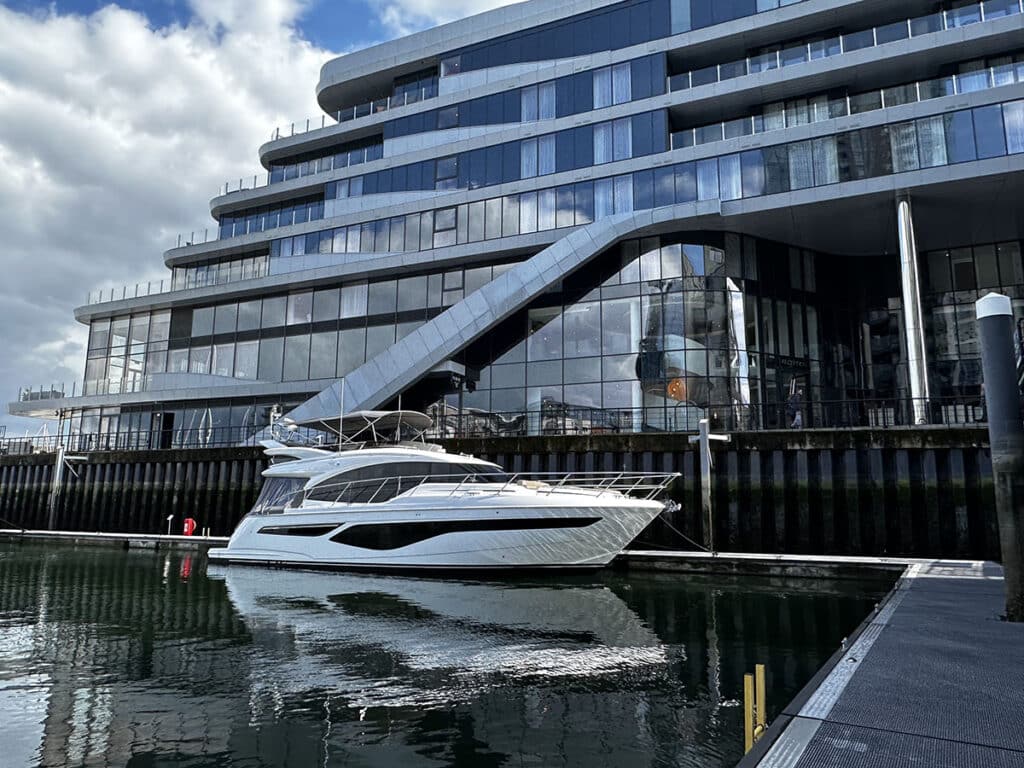 Boat image 4