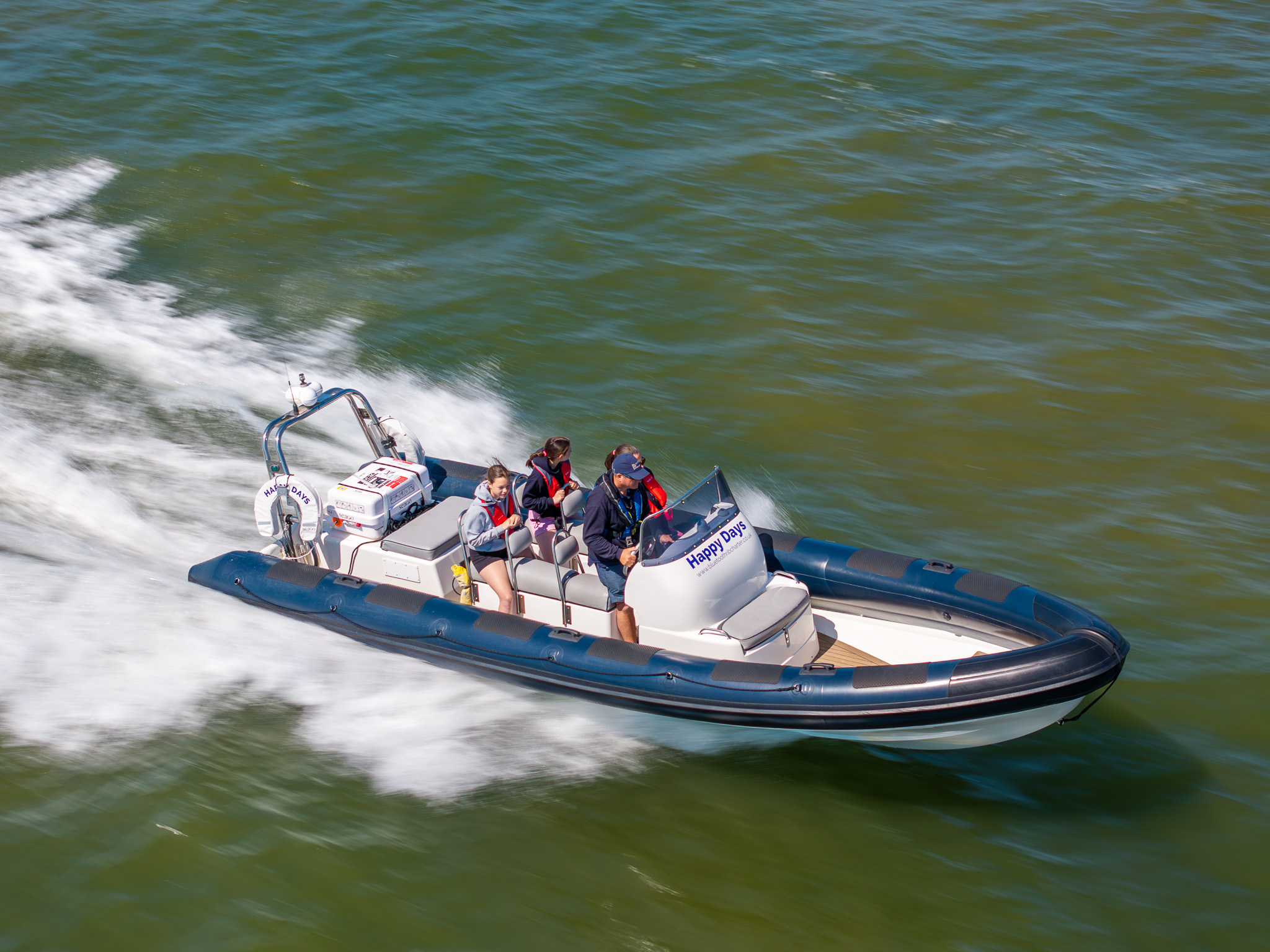 Boat image 3